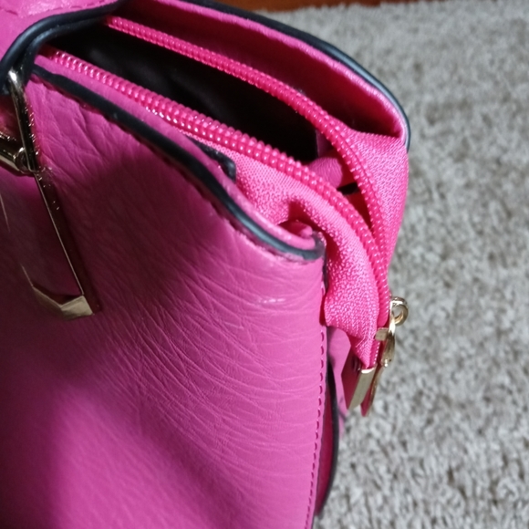Pink Handbag - Picture 9 of 10